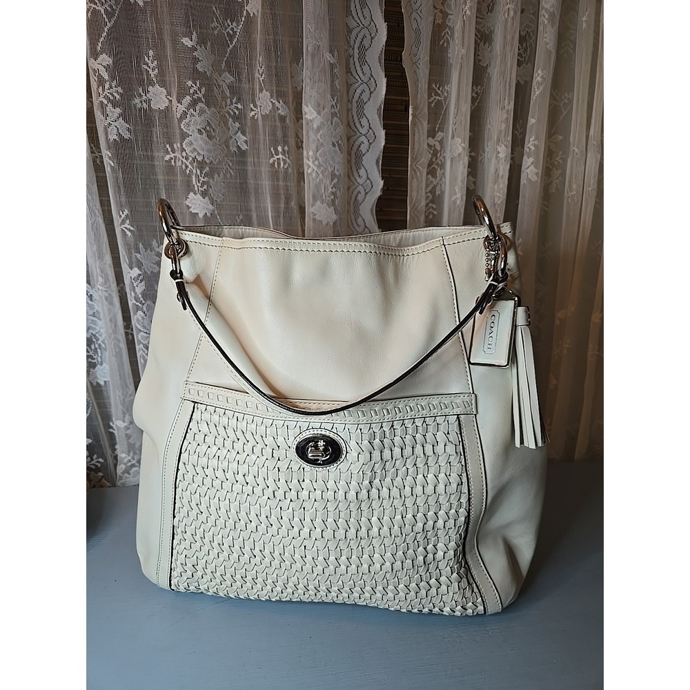 Vintage Coach white woven leather shoulder bag tassel turn lock large 2013 S1 - Picture 1 of 16